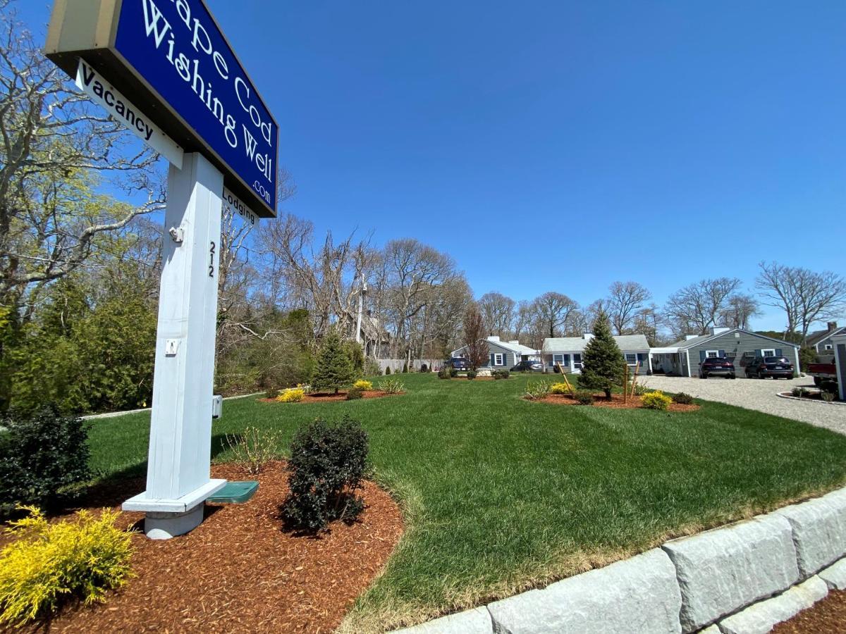 Cape Cod Wishing Well Motel Харуич Порт Екстериор снимка