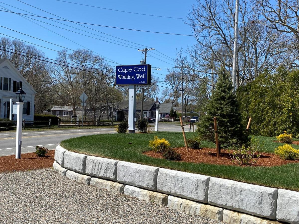 Cape Cod Wishing Well Motel Харуич Порт Екстериор снимка