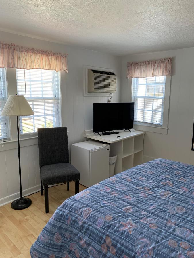 Cape Cod Wishing Well Motel Харуич Порт Екстериор снимка