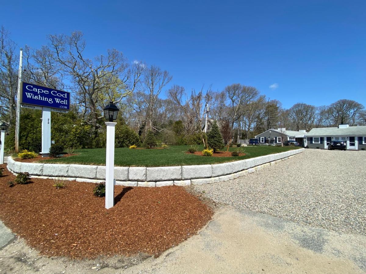 Cape Cod Wishing Well Motel Харуич Порт Екстериор снимка