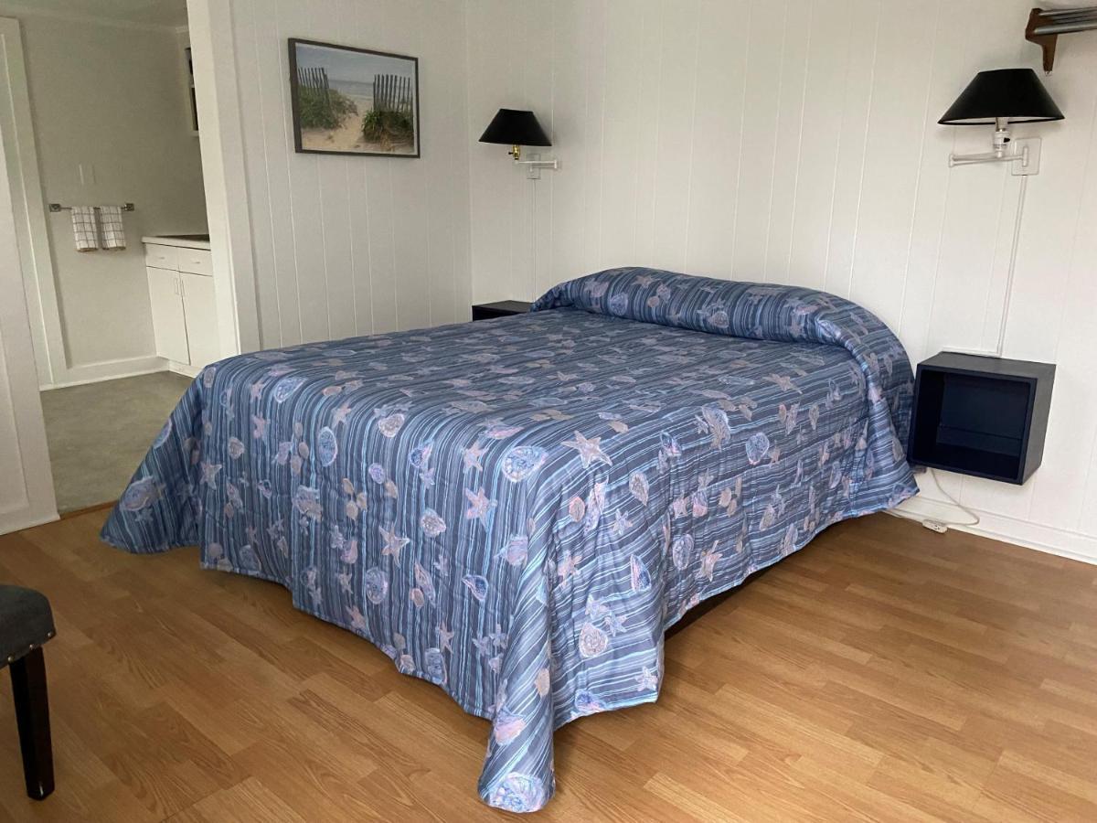 Cape Cod Wishing Well Motel Харуич Порт Екстериор снимка